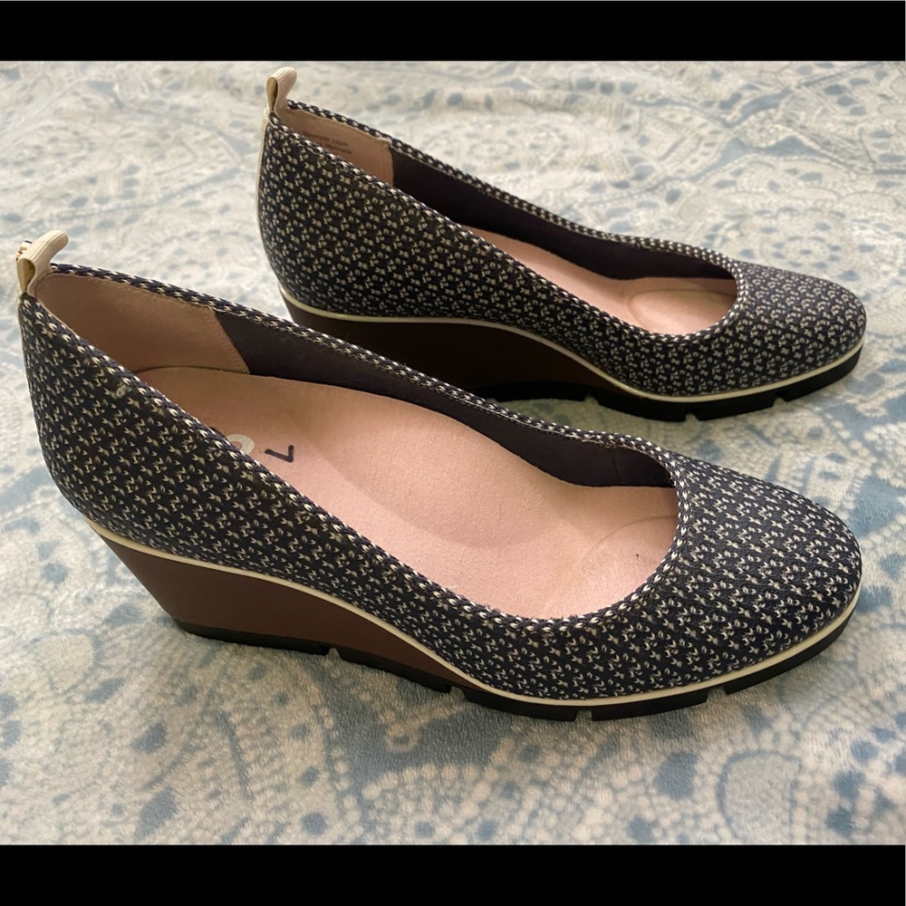 Betabrand wedges